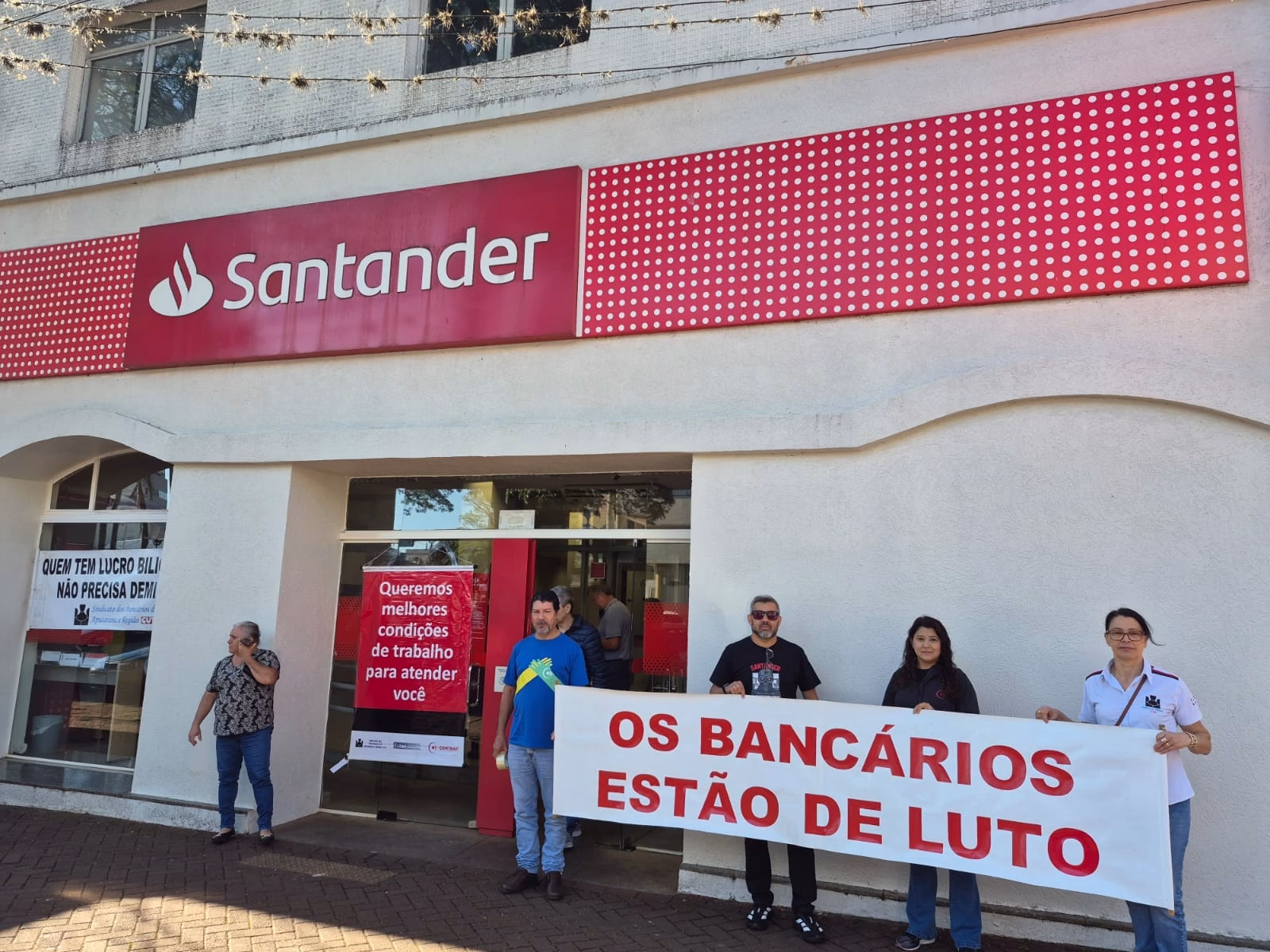 Foto 4 da galeria Dia Nacional de Luta - Santander