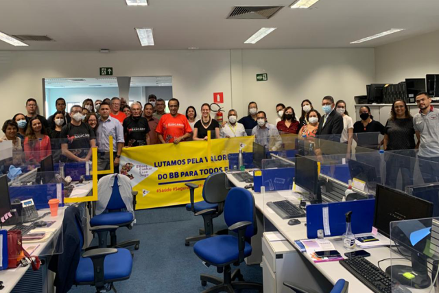 SEEBF/PI realiza Dia Nacional de Luta com reuniões em agências da capital. Mobilização será contínua