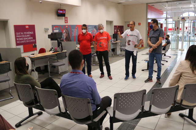 SEEBF/PI realiza mobilização em agências do Banco Santander nesta quarta-feira