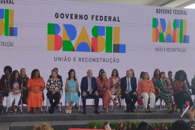 Dia Internacional da Mulher: pacote do governo inclui participação de bancos públicos e ratificação da C190