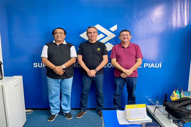 Diretores do SEEBF/PI discutem pautas específicas com o superintendente do BB no Piauí