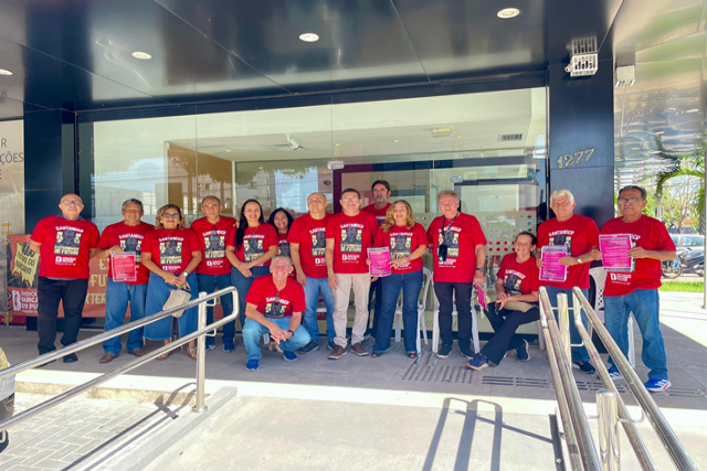 SEEBF/PI retarda abertura da agência do Santander Select em Dia Nacional de Luta